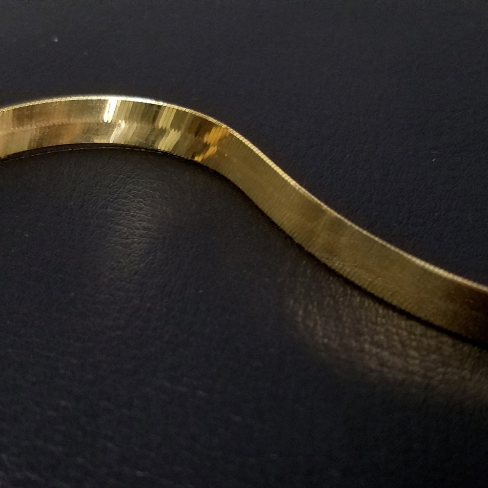 ππ«HOST PICK 14K Solid GOLD Herringbone Necklace - Picture 5 of 8